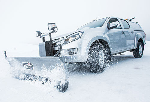 Winterdienstausstattung von Der Schneefürst - HILLTIP SnowStriker 1650-SP  gerades Schneeschild