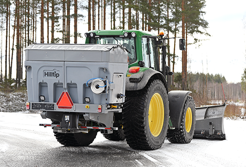 tractor salt spreader, traktor kombispridare, lautassirotin, traktor salzstreuer, saleuse posypywarka traktorow